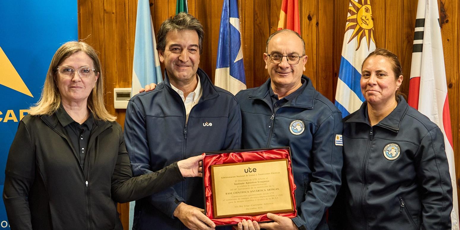 40° Aniversario de la Base Científica Antártica Artigas