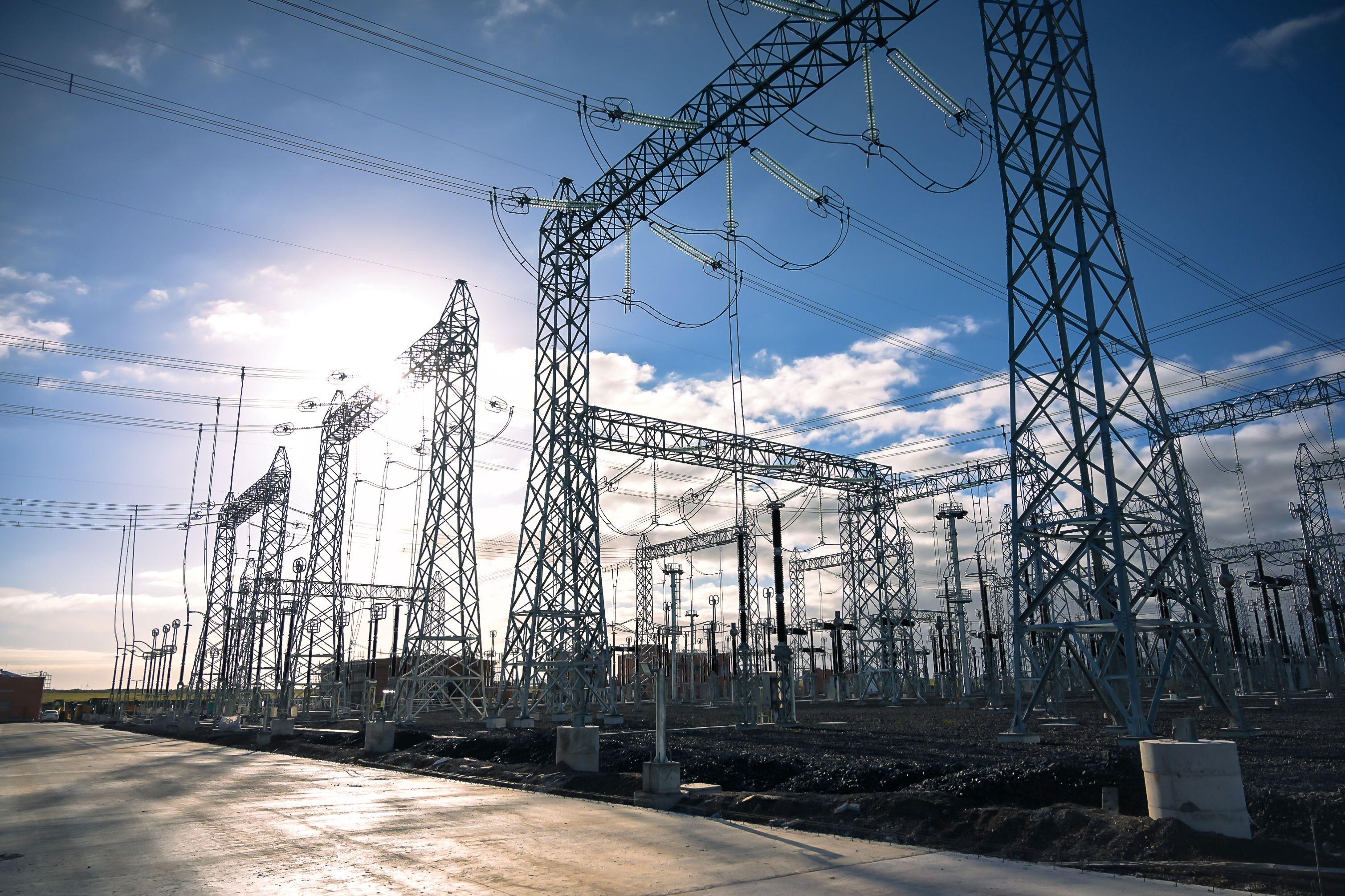 UTE energizó el primer tramo del Anillo Eléctrico del Norte de 500 kV