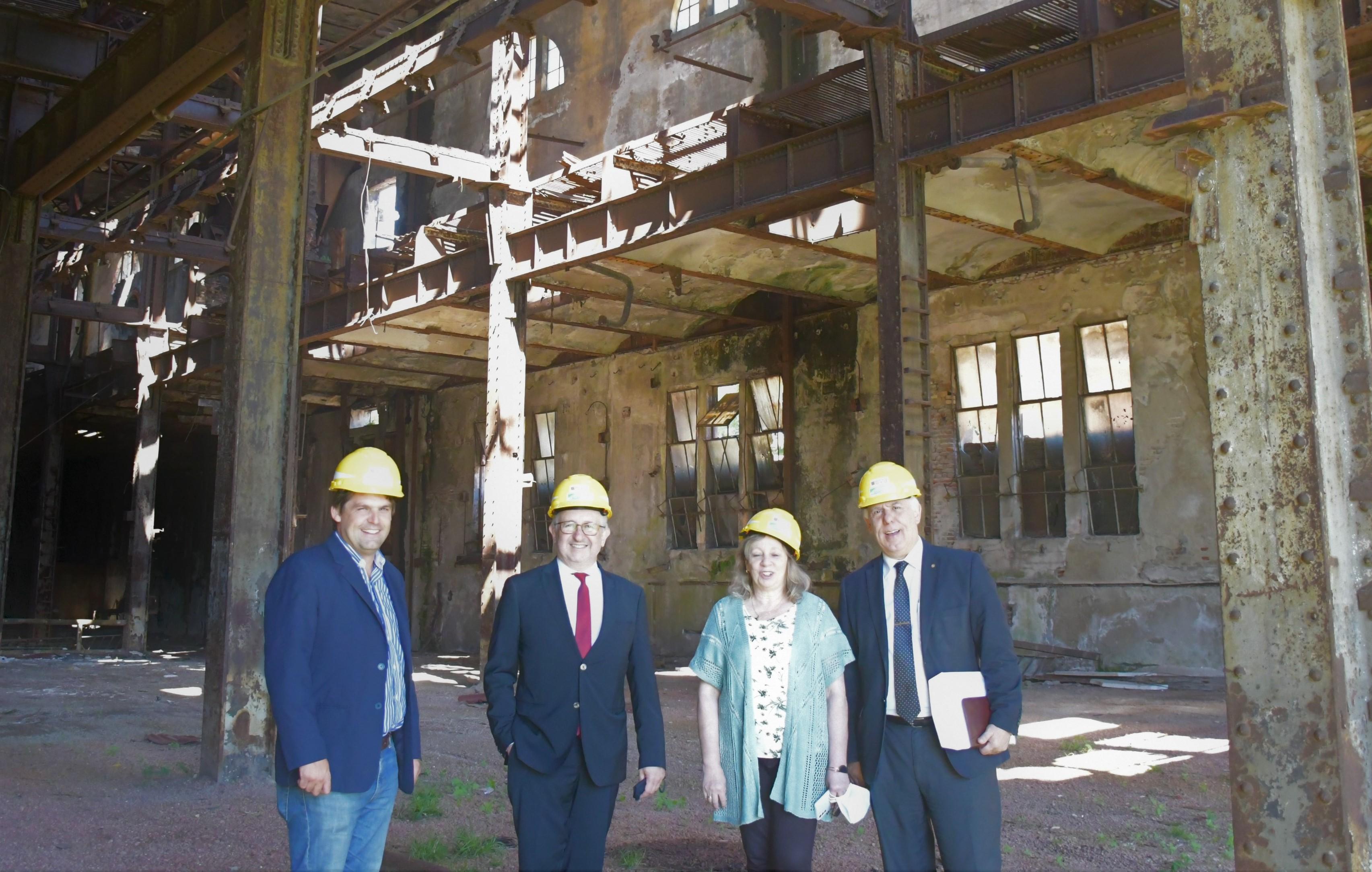 El ministro junto a la presidenta Emaldi, el director Algorta y el gerente de Comunicación Ariel Ferragut
