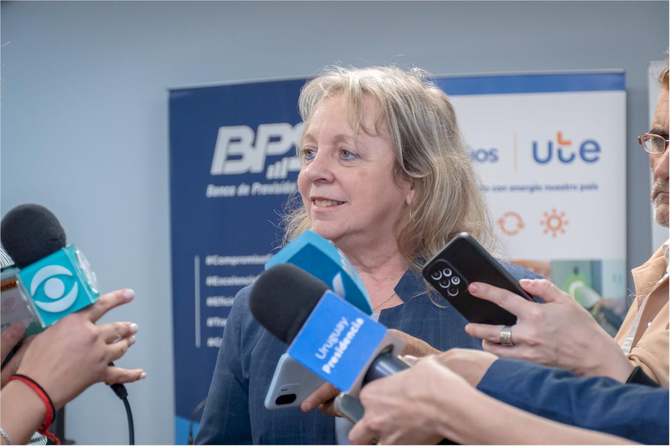 UTE y BPS firmaron un convenio que permite una tarifa diferencial de electricidad a pacientes oxígenodependientes 