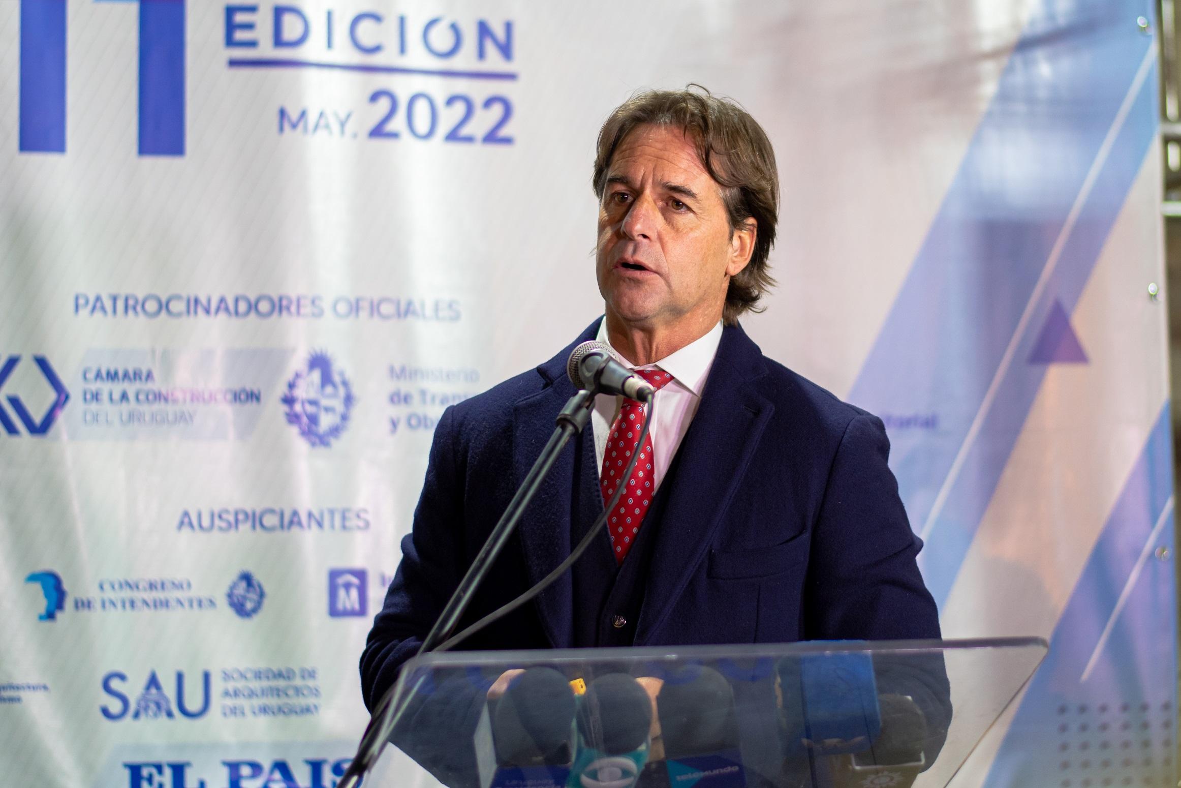 Presidente Luis Lacalle Pou hablando en la inauguración de la Feria