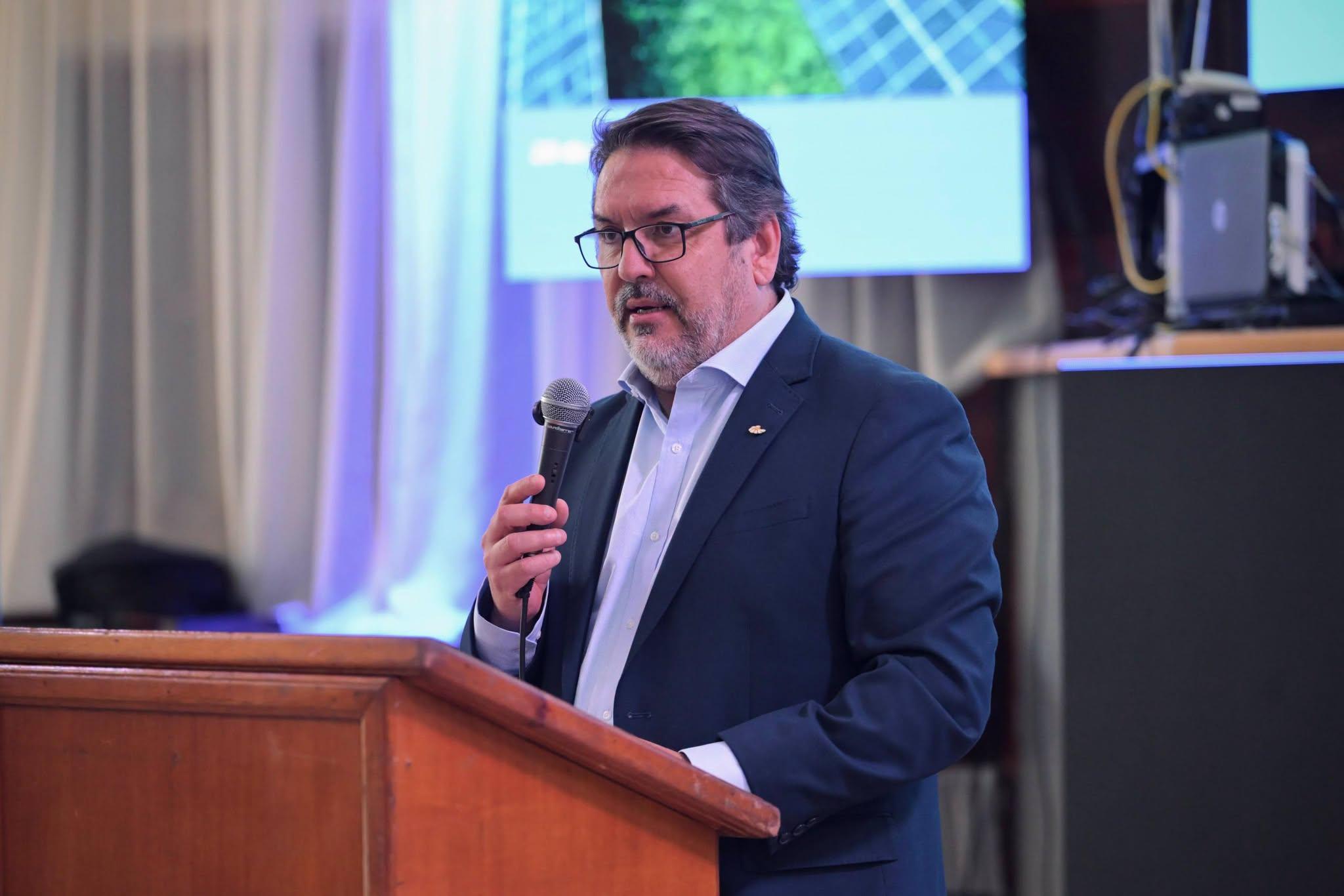 UTE presentó el proyecto Parque Solar Fotovoltaico Fray Bentos 
