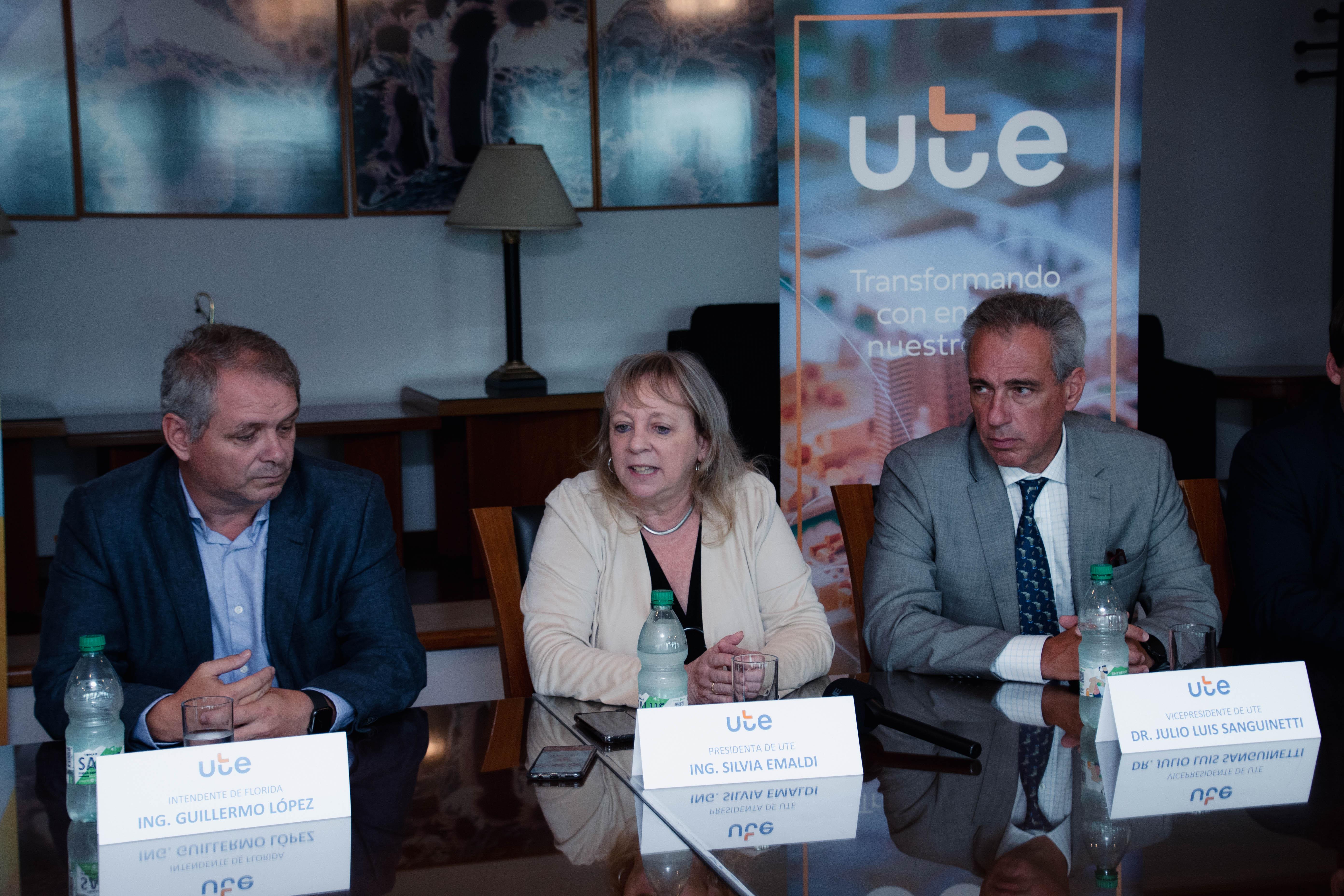 Guillermo López, Silvia Emaldi y Julio L. Sanguinetti