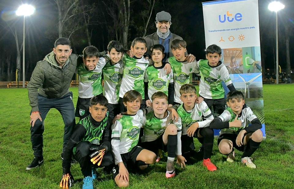 El programa “Ilumina el Deporte” suma una nueva cancha de Fútbol infantil con Iluminación Eficiente en Flores