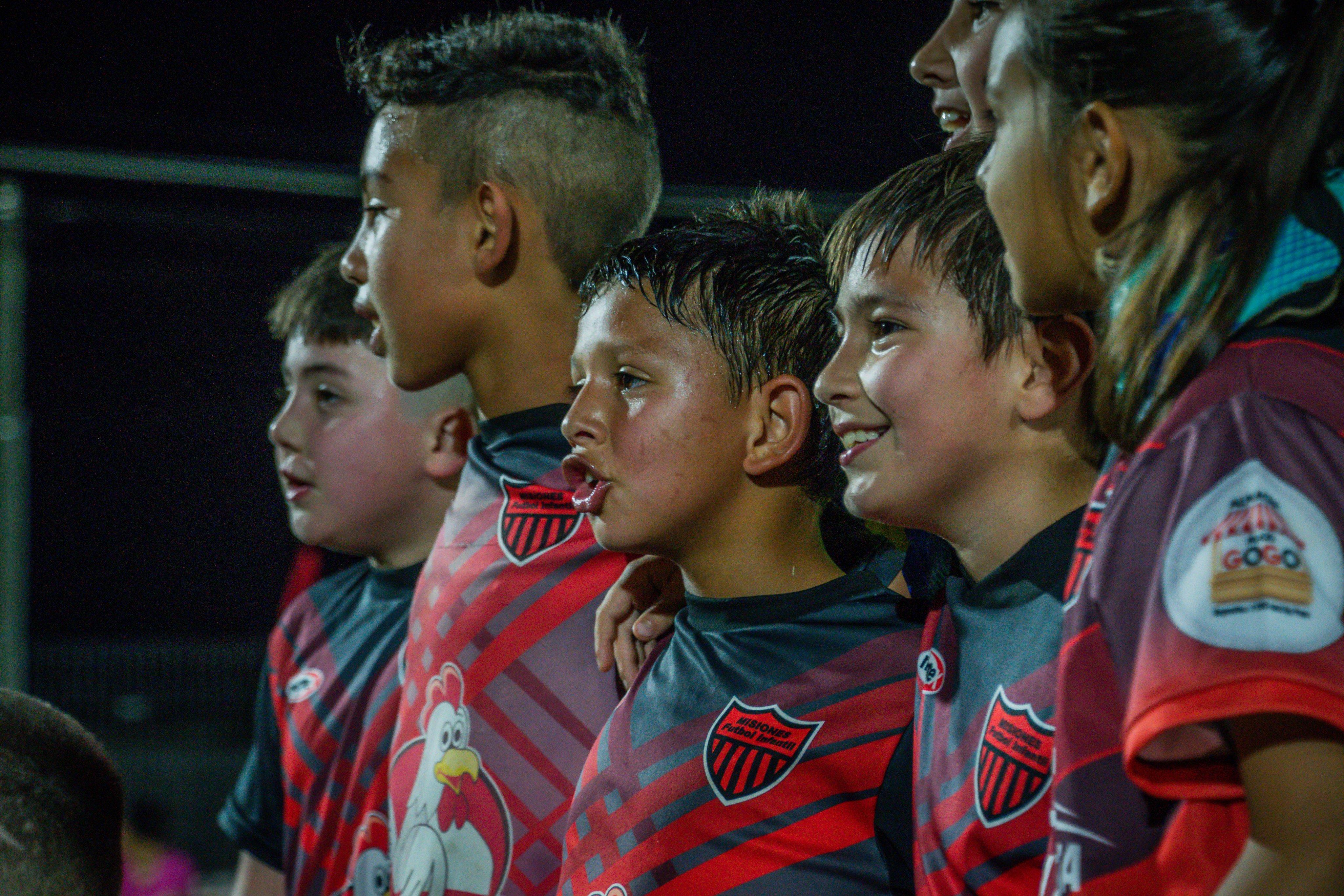 Inauguración de la red lumínica de la cancha de Misiones F.C. del departamento de Artigas