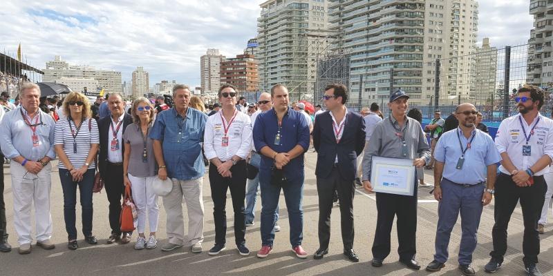 Imagen personas en la carrera