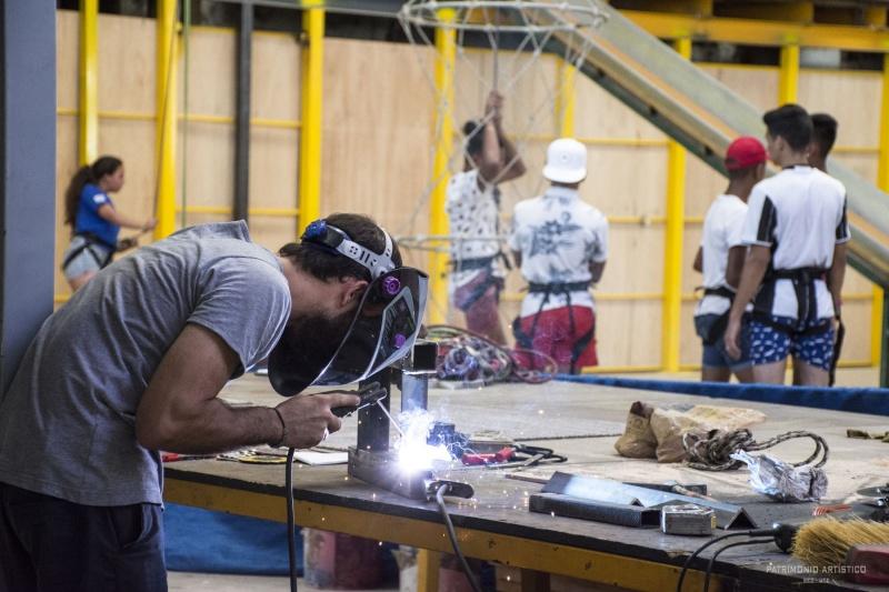 Junto con la actividad deportiva se sigue trabajando