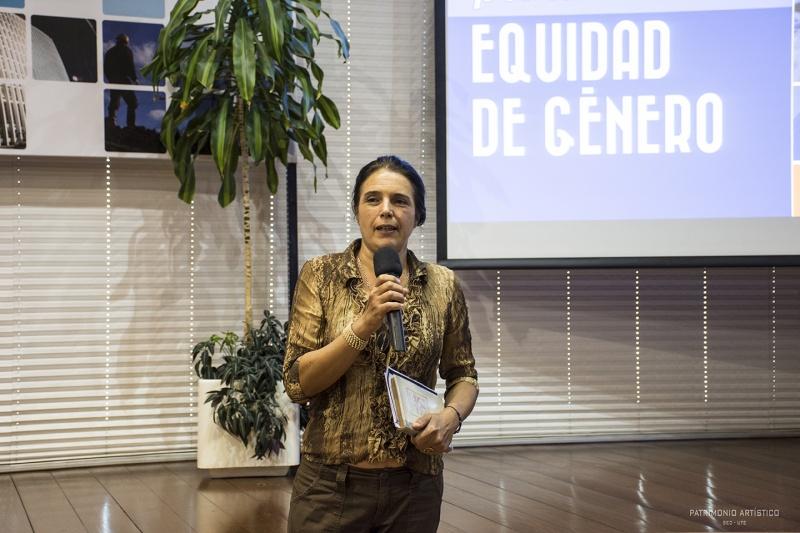 Representante del Comité de Género, Cra. Sandra Bottero