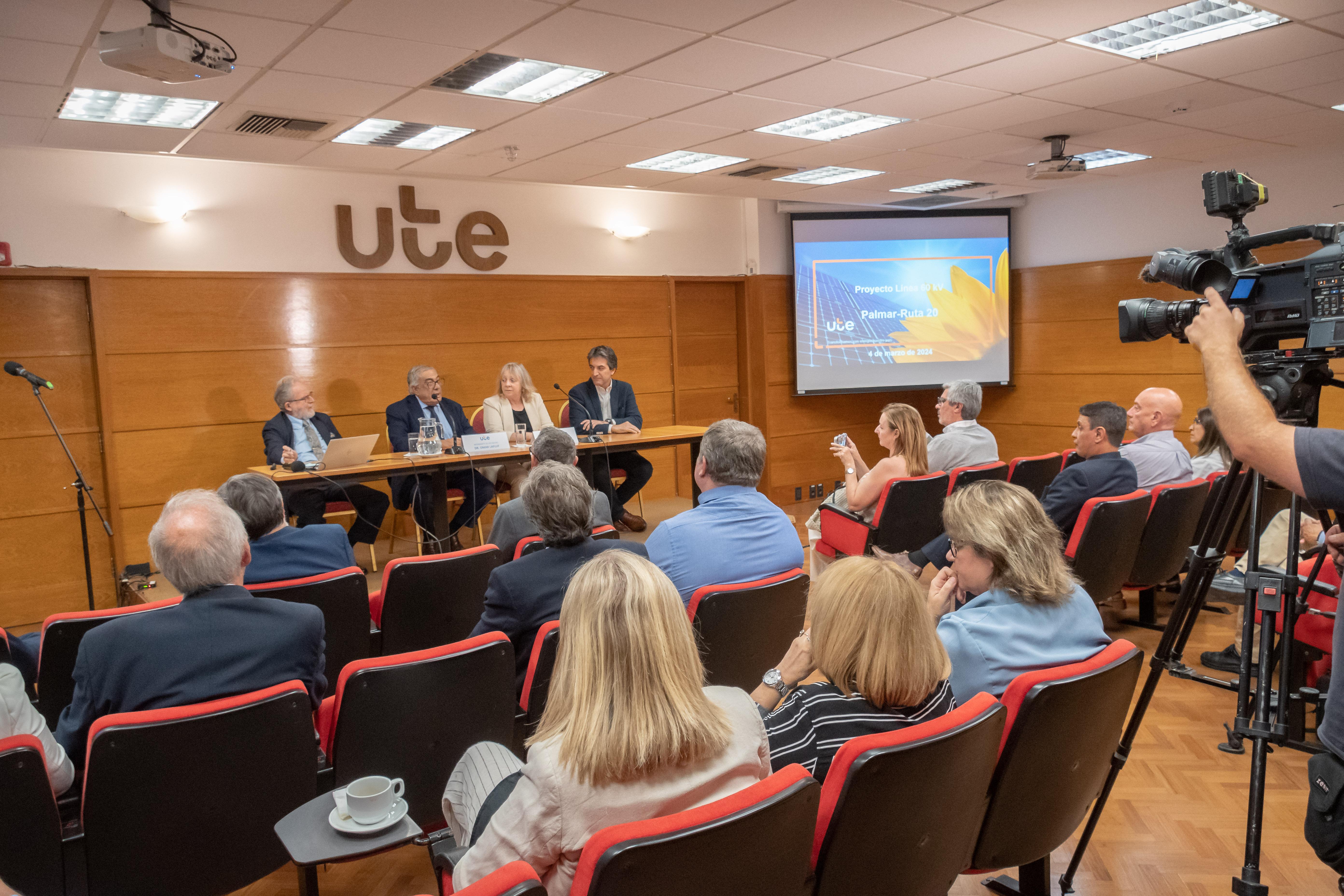 UTE presentó un proyecto piloto para favorecer el riego intensivo para el departamento de Río Negro e informó sobre la apertura de la licitación asociada para una nueva línea de 60kV, que unirá Palmar con la Ruta 20.