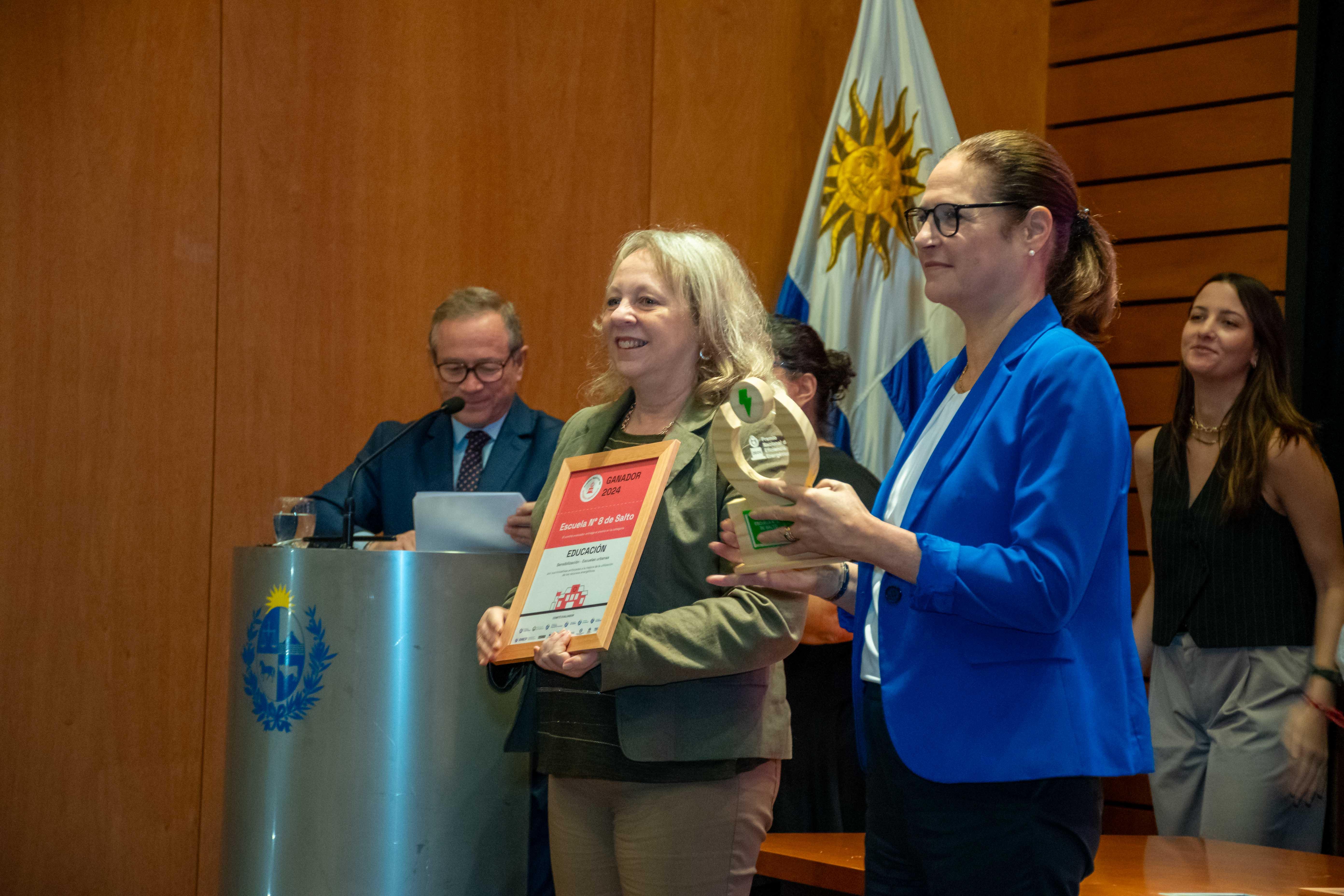 Entrega de premios 2024 de Eficiencia Energética MIEM