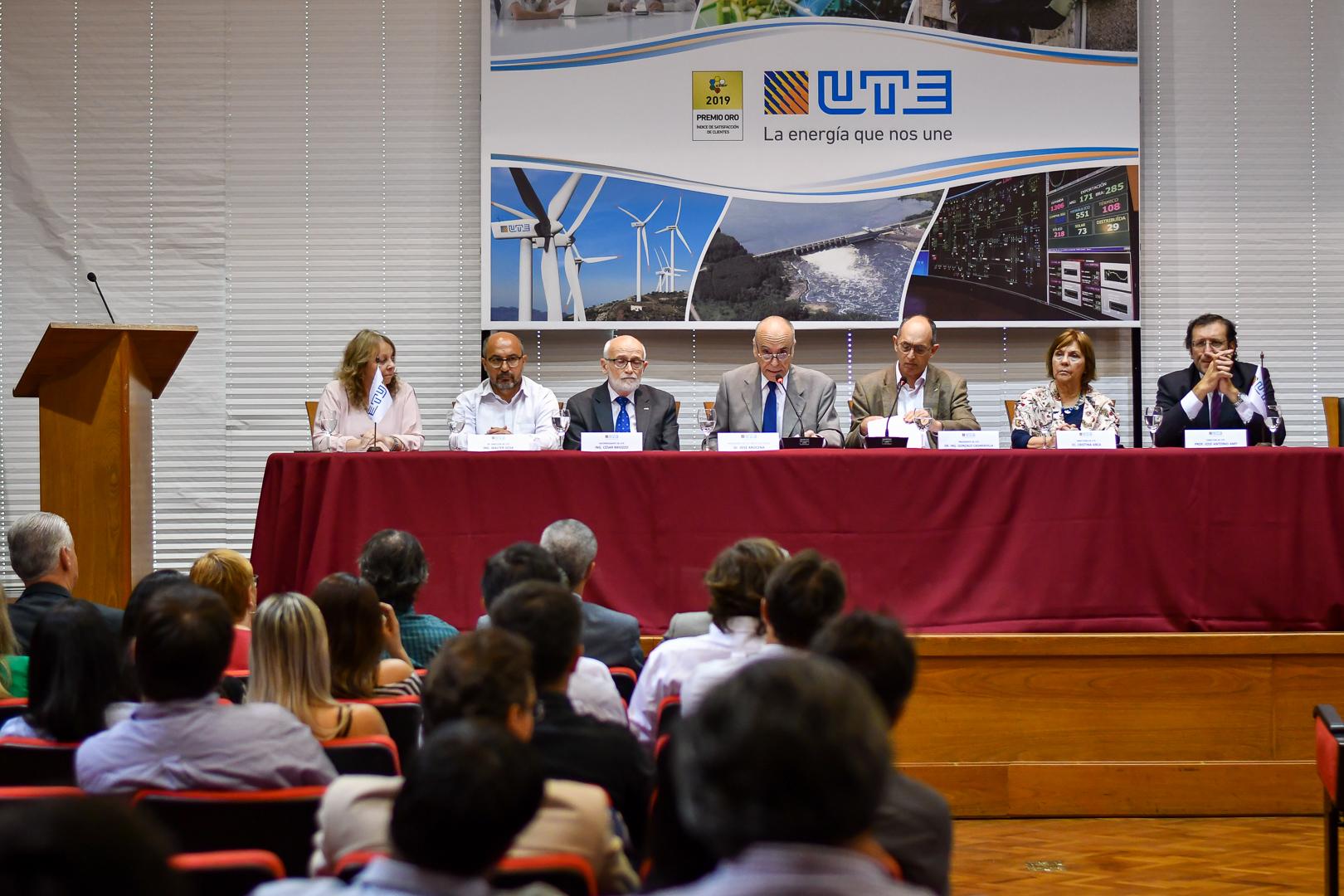 Directorio de UTE y Presidente de la Corte Electoral