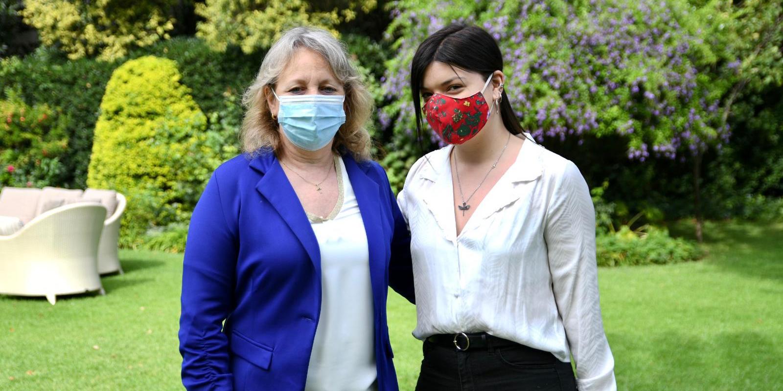 Presidenta de UTE Silvia Emaldi y Martina Rebellato