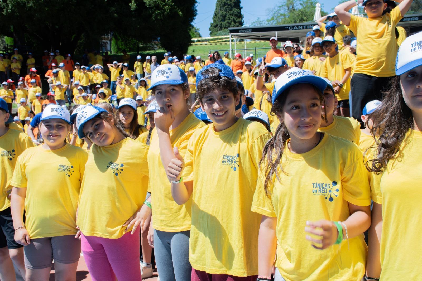 Túnicas en Red celebró su 10ª. edición con la alegría de escolares de todo el país