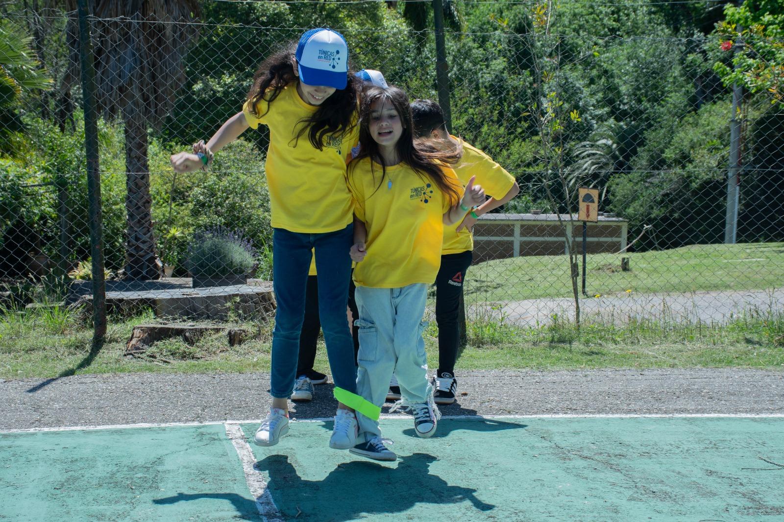 Túnicas en Red celebró su 10ª. edición con la alegría de escolares de todo el país