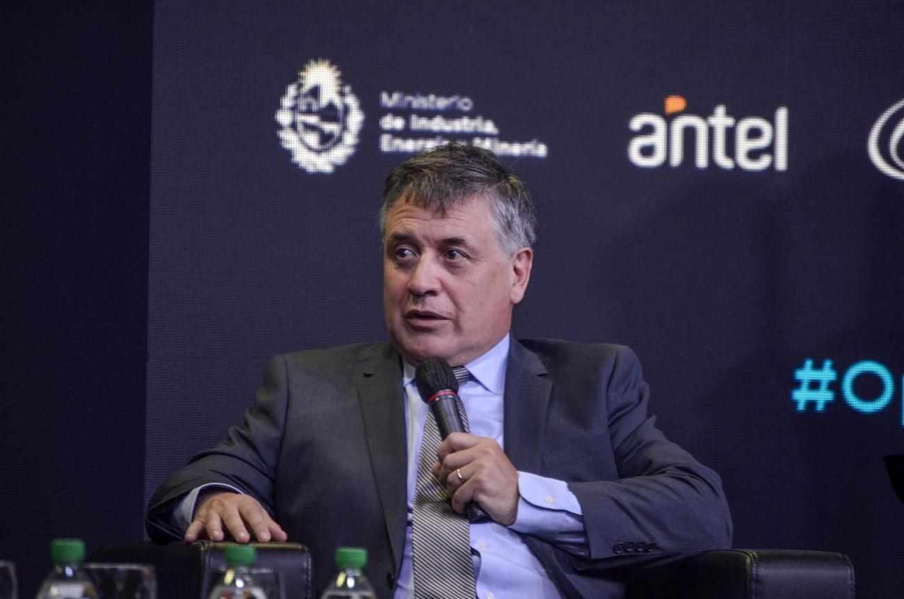 El ministro Omar Paganini en la inauguración del Open Digital Lab