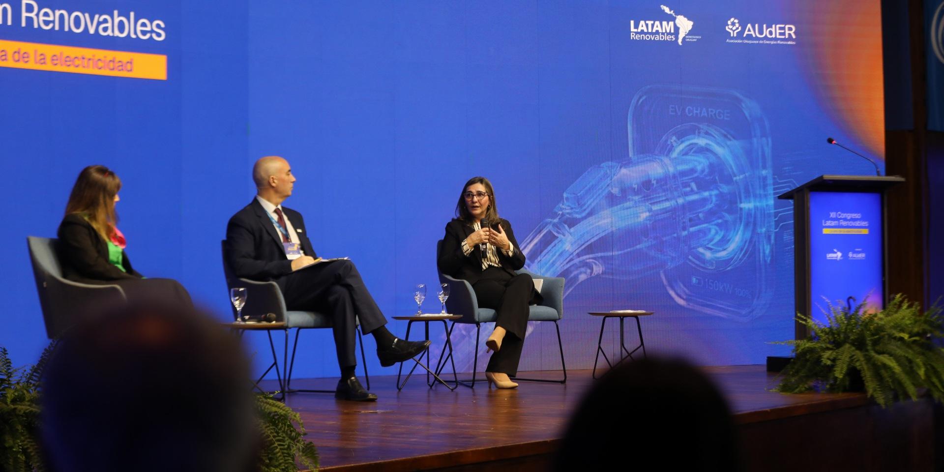 UTE en el XII Congreso de LATAM Renovables: “La era de la electricidad”