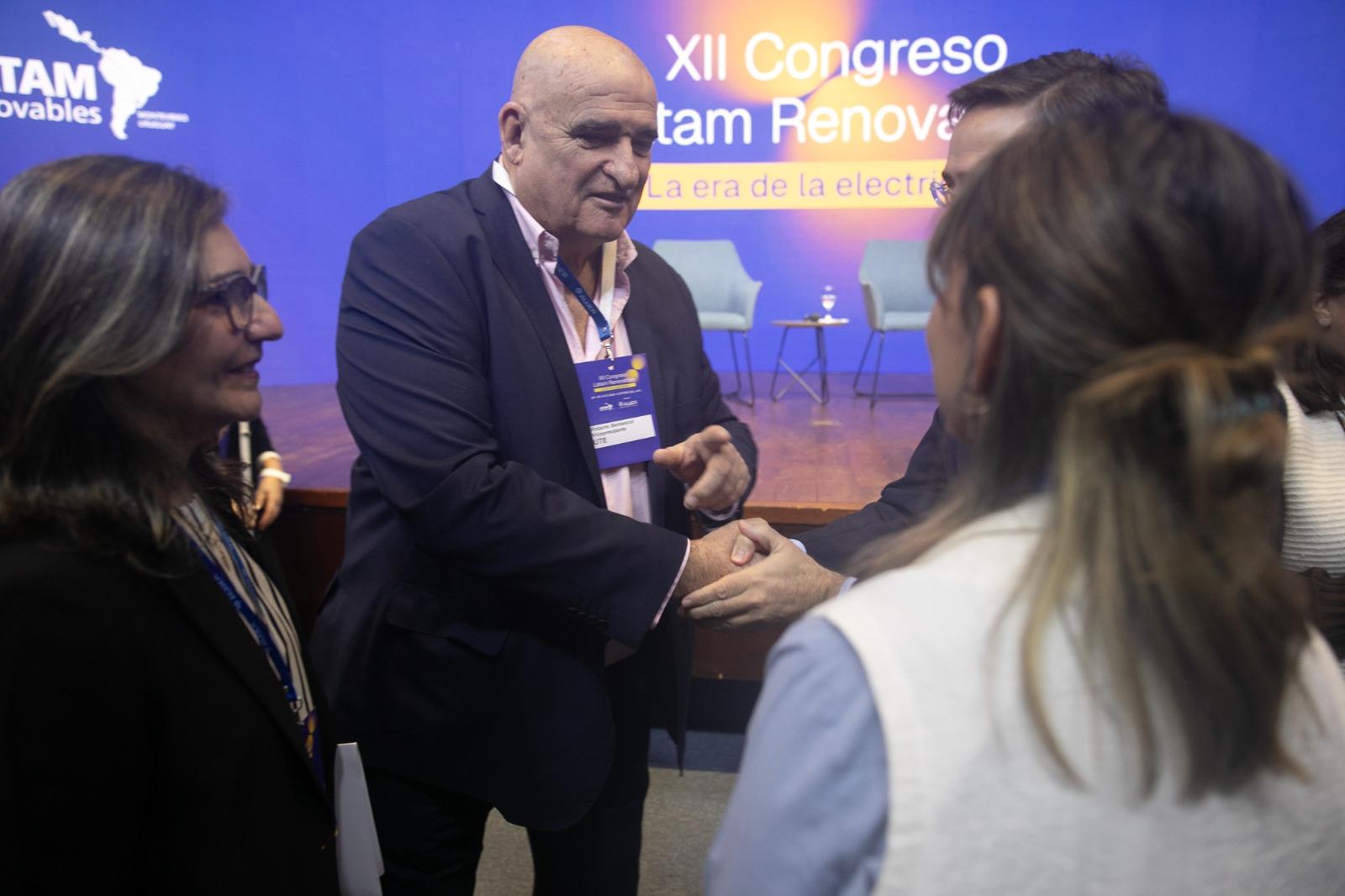 UTE en el XII Congreso de LATAM Renovables: “La era de la electricidad”