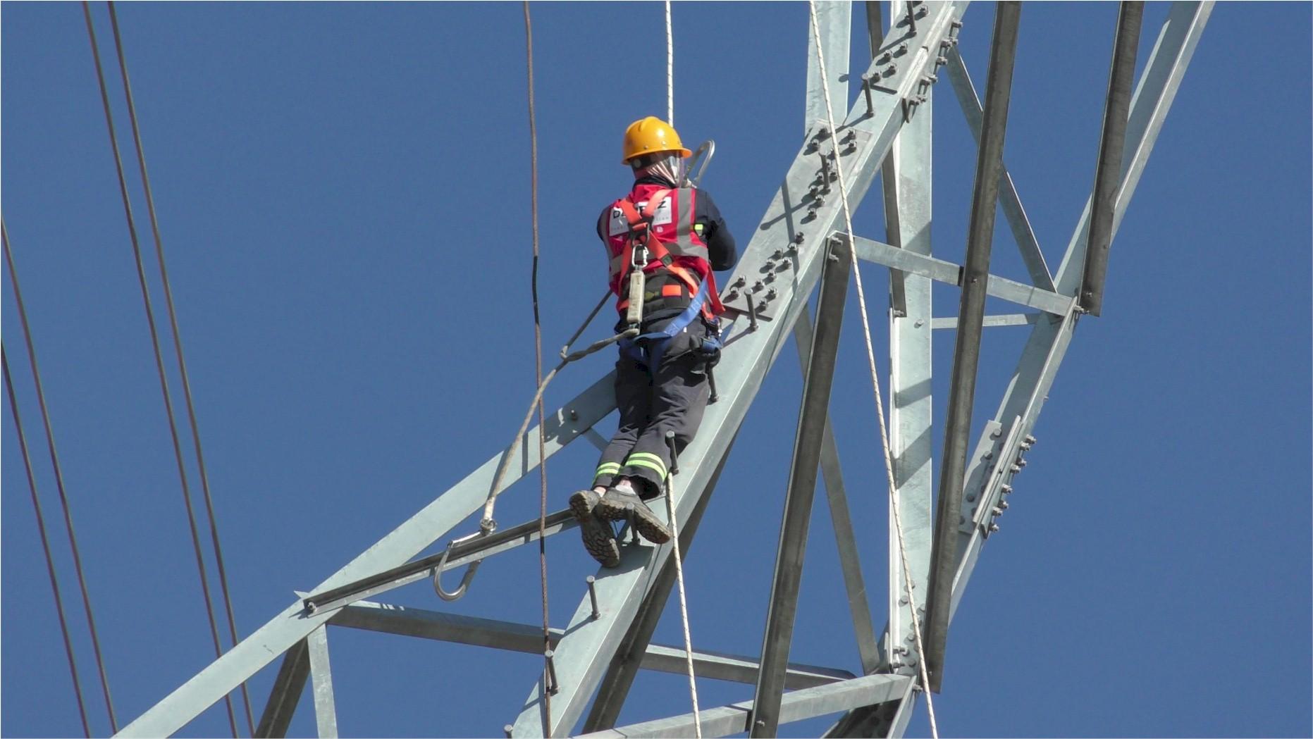 UTE culminó obra eléctrica en Melo que dará respaldo de 500 kV a la zona este y norte del país