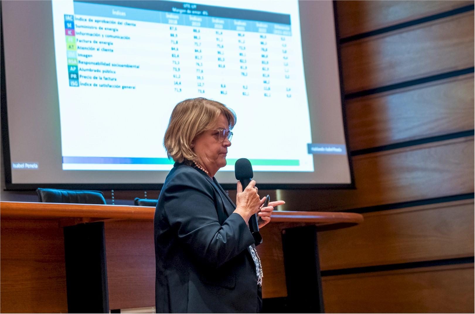 Dra. Leny Medeiros, representante de CIER