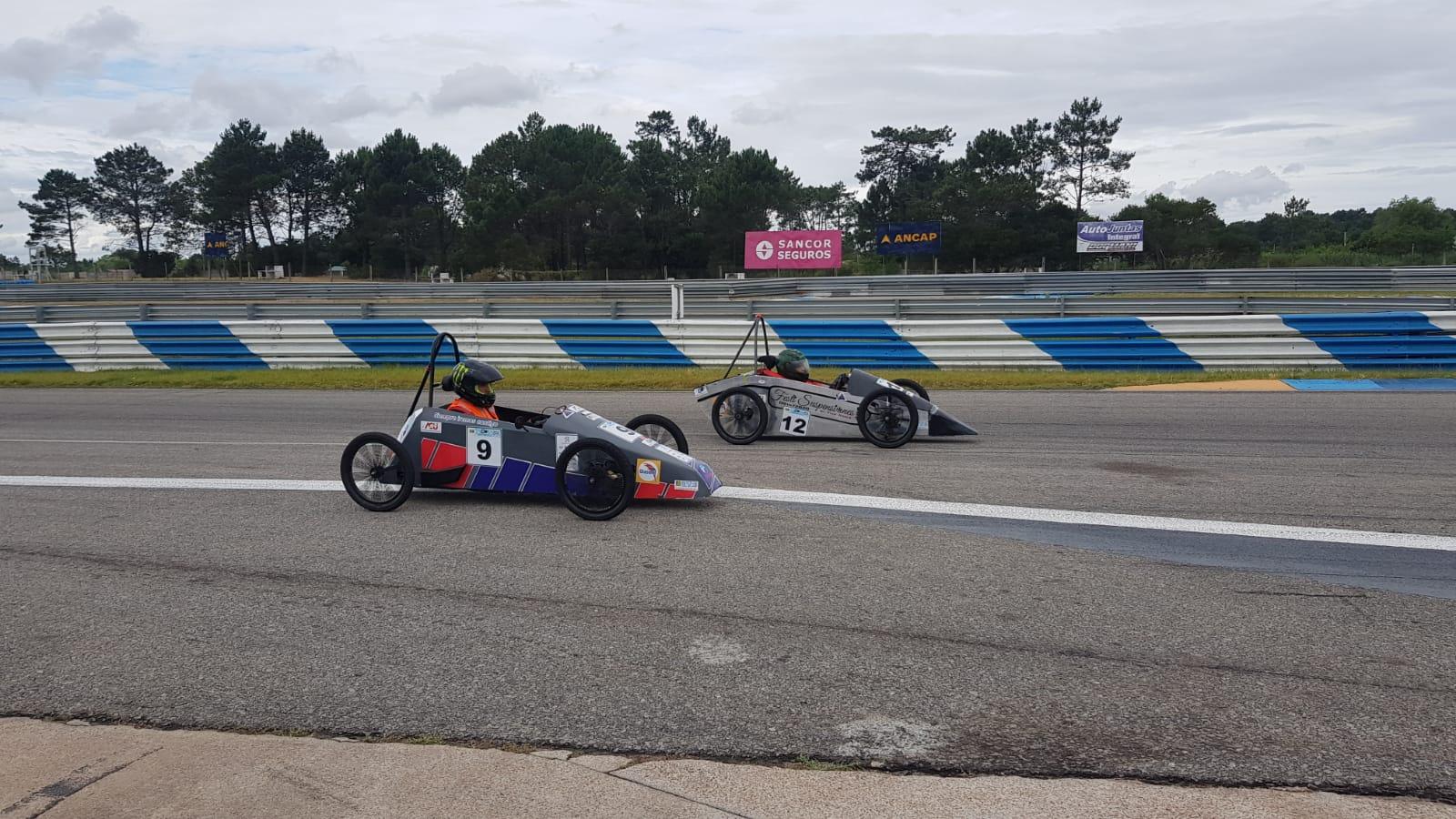 Los autos eléctricos en plena competencia