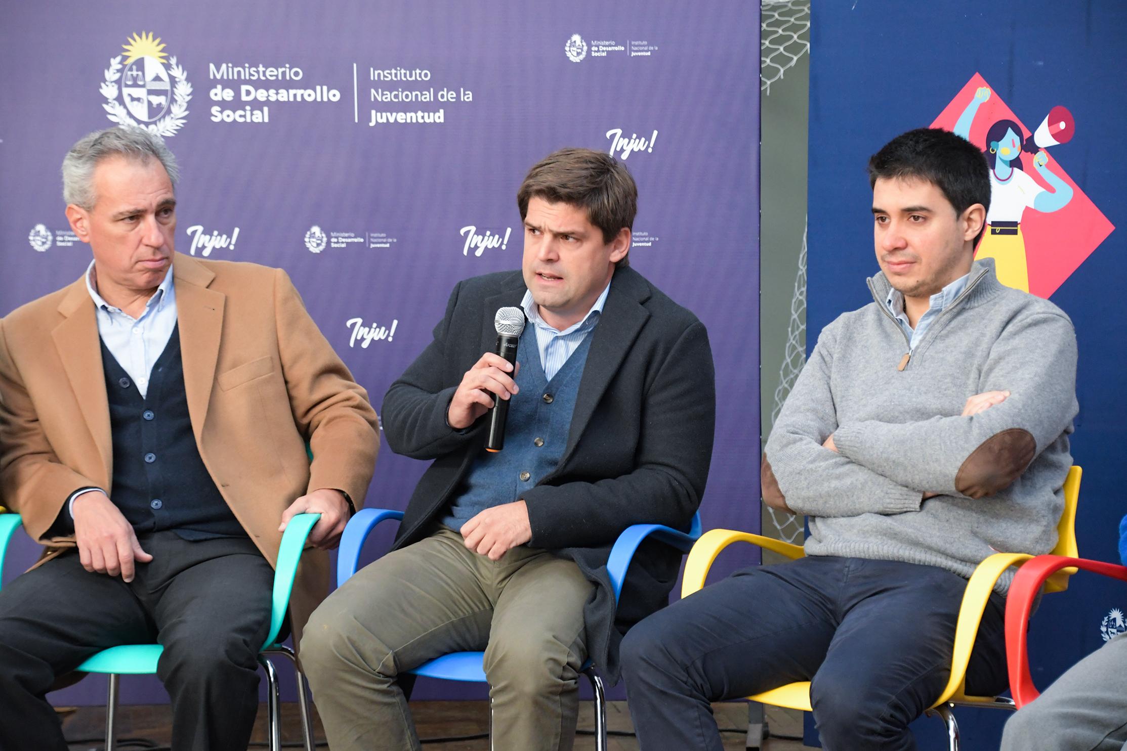 Vicepresidente Sanguinetti, Director Algorta y Director de INJU Felipe Paullier 