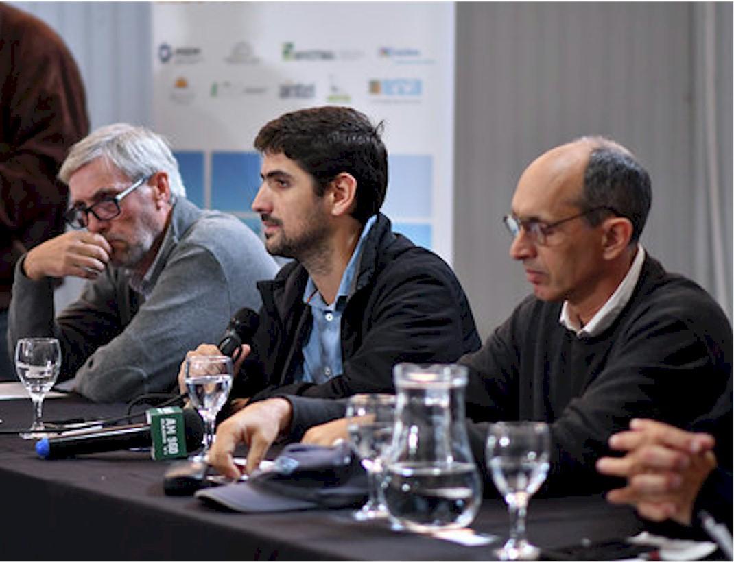 Casaravilla en la inauguración de las obras en Durazno