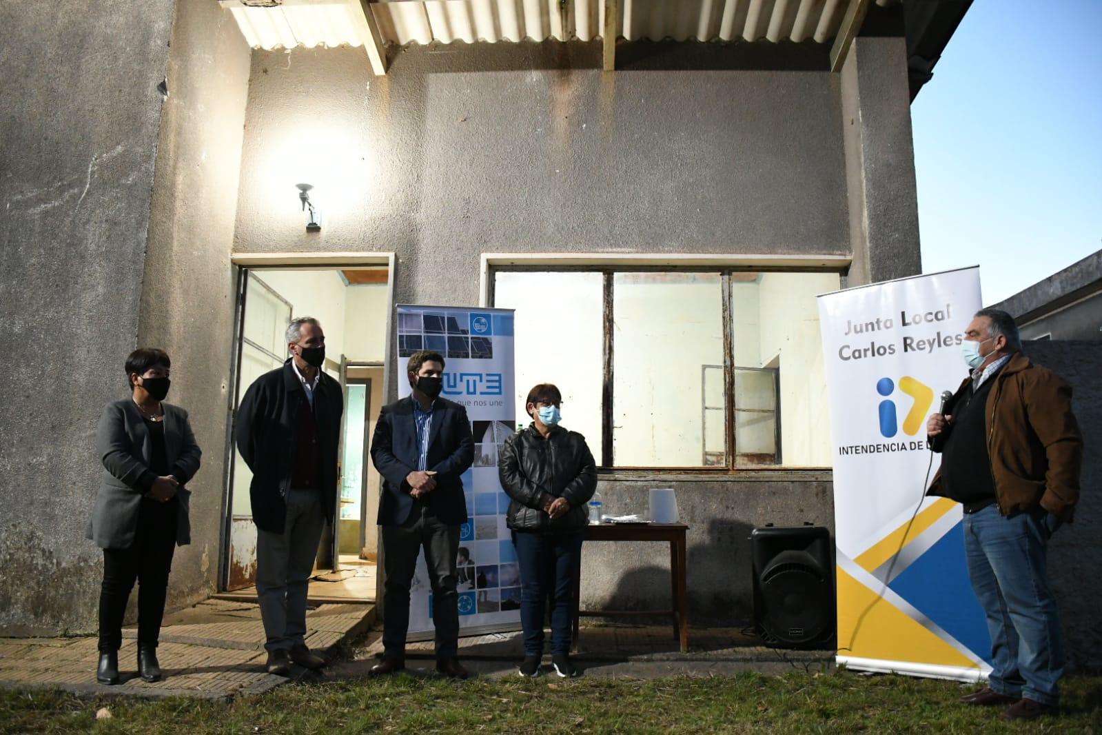 Autoridades de la intendencia de Durazno y de UTE